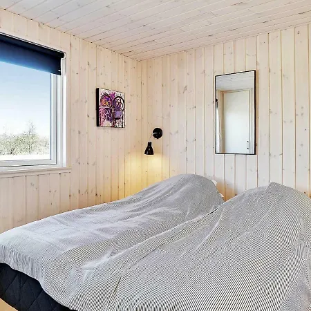 24 Person In * Grenå