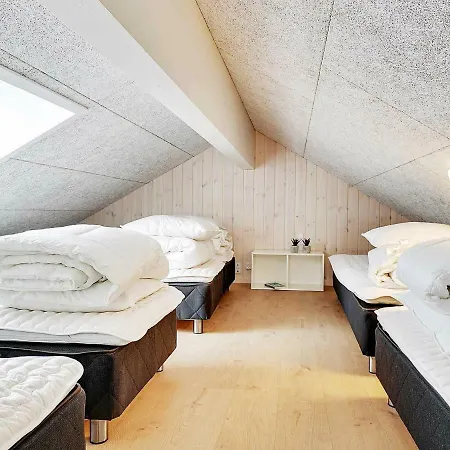 Сasa de vacaciones 24 Person In *