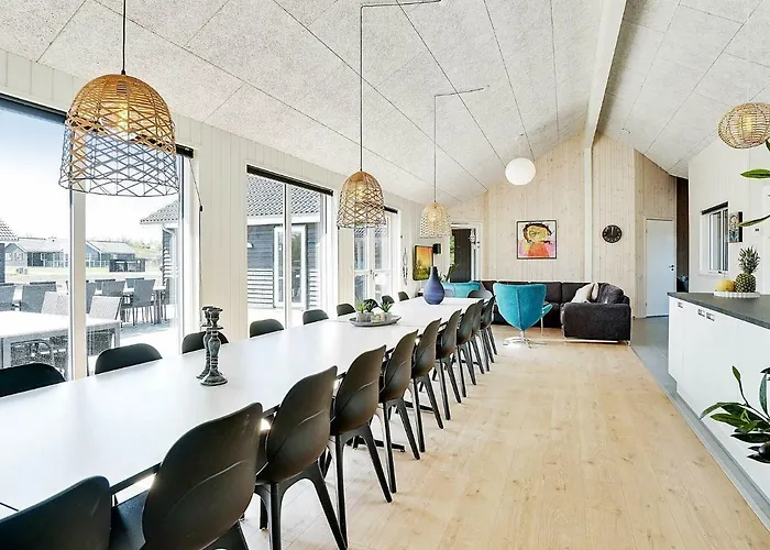 24 Person In Грена