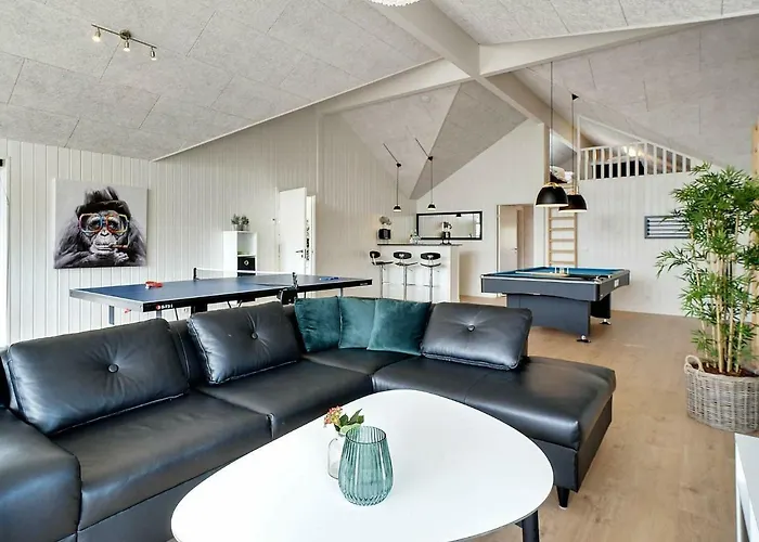 Дом отдыха 24 Person In *