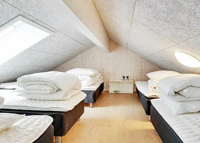 Дом отдыха 24 Person In *